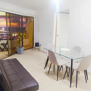  Apartamento Apartamento Con Vista Al Mar Y Al Centro Historico 1107